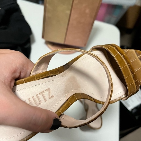 Schutz Brown Crocodile Alligator Block Heels Sandals Shoes Leather Size 6 - Picture 9 of 9